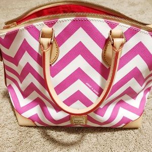 D&B Fuchsia Chevron Purse